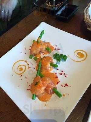 Yujo Sushi Bar & Bistro