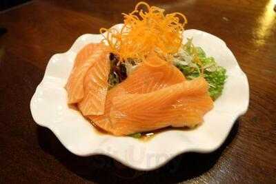 Yujo Sushi Bar & Bistro