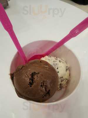 Baskin Robbins