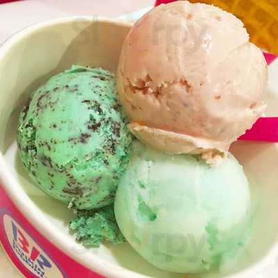 Baskin Robbins