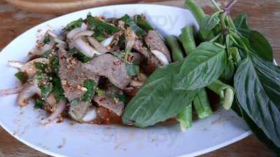 กาดมั่ว คั่วเมือง