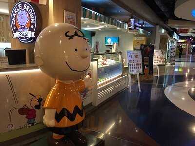 Charlie Brown Cafe - Mbk Center