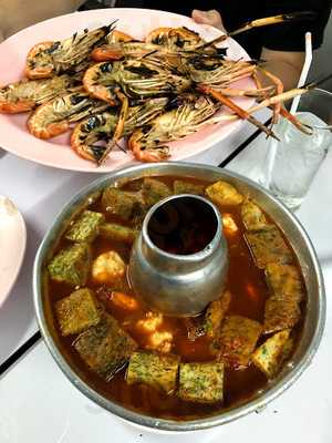 อภิชาติซีฟู้ด