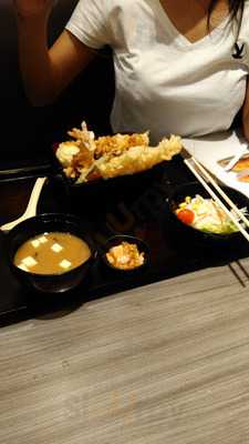 ซิกเนเจอร์ ดีเสิร์ท คาเฟ่