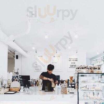 ดีไฟน์ คาเฟ่