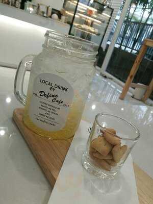 ดีไฟน์ คาเฟ่