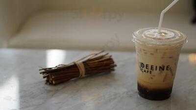 ดีไฟน์ คาเฟ่