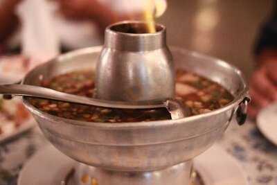 โอยั๊วะการ์เด้นแอนด์เรสเตอรองท์