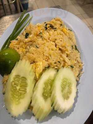 หน่อย ซีฟู๊ด