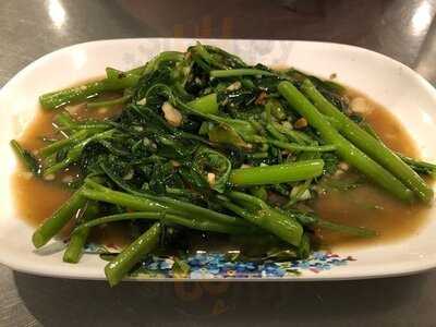 หน่อย ซีฟู๊ด