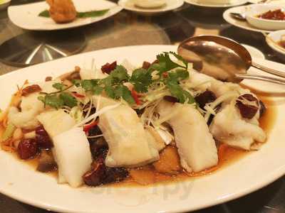 ร้านอาหาร นินจาเฮ้าส์ฮีโร่