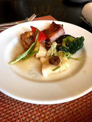 ร้านอาหาร นินจาเฮ้าส์ฮีโร่