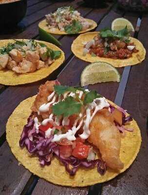 El Mariachi Taqueria