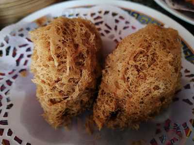 ภัตตาคาร เป็ดย่างนาทอง