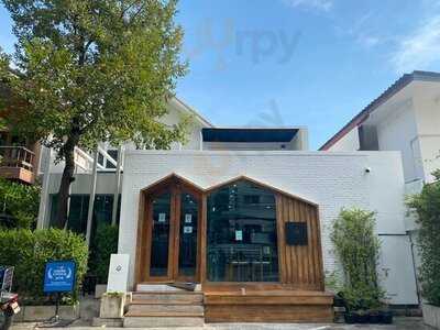 เอกมัย มัคคิอาโต้