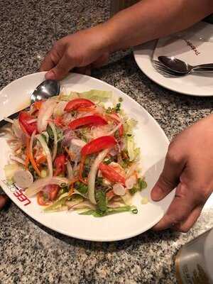 ร้านอาหาร ลีคาเฟ่แอทนัมเบอร์วัน