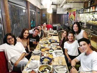 เดอะ รอว์ บาร์ เอราวัณ