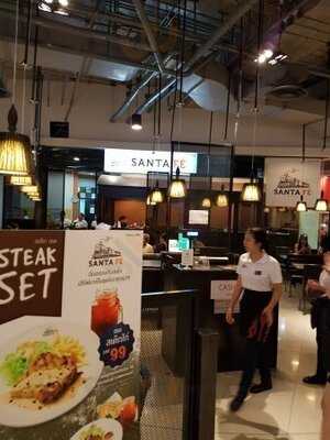 ซานตาเฟ่ สเต๊ก สาขา ดิ เอสพลานาด รัชดา