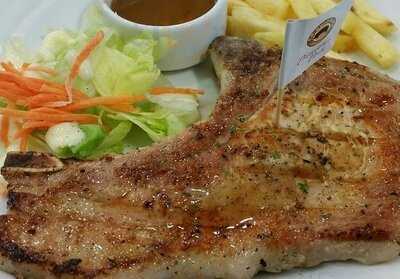 ซานตาเฟ่ สเต๊ก สาขา ดิ เอสพลานาด รัชดา