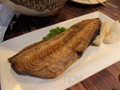 Uminoya Seafood Bbq & Izakaya