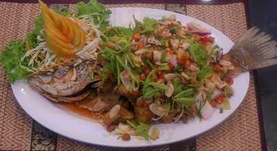 ร้านอาหารพงศกรบูติกรีสอร์ท