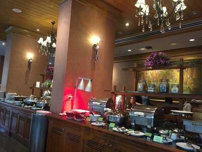 พลอยเรสเตอรองท์