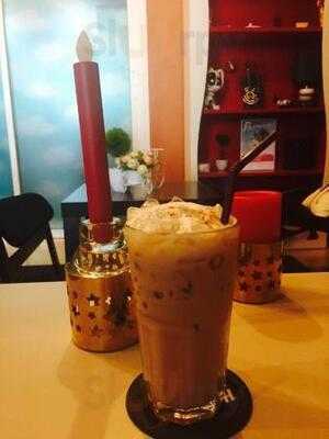 ทูมูน คาเฟ่