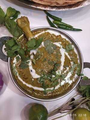 ศรี อนันต บวัน กรุงเทพ