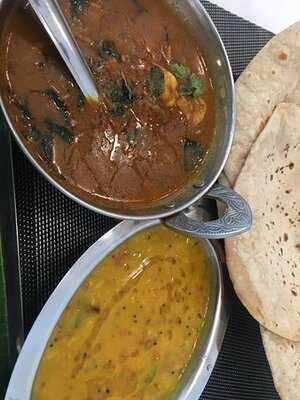 ศรี อนันต บวัน กรุงเทพ