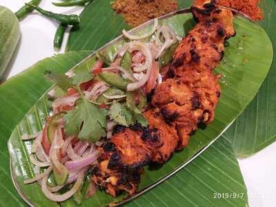 ศรี อนันต บวัน กรุงเทพ