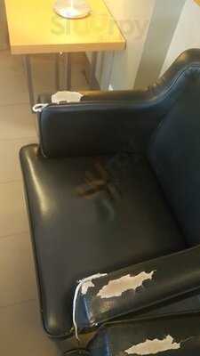 Au Bon Pain Zuellig House