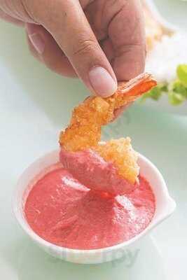 Daisy Restaurant & Coffee