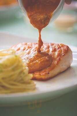 Daisy Restaurant & Coffee