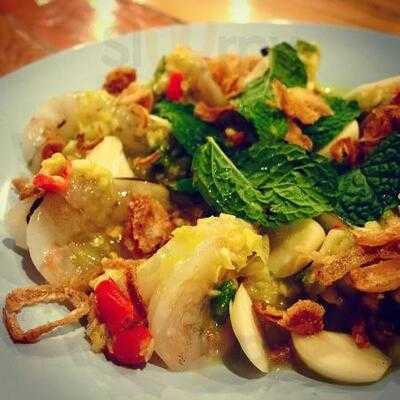 ปลาวาฬ บุฟเฟ่ต์ ซีฟู้ด ทะเลเผา