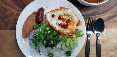 ข้าวหน้าไก่ไร้เทียมทาน