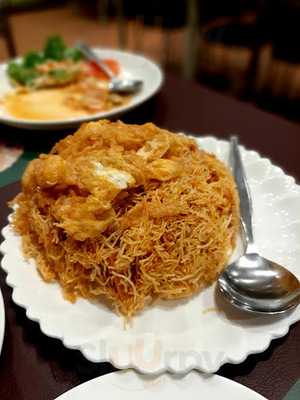 ห้องอาหารหลายรส