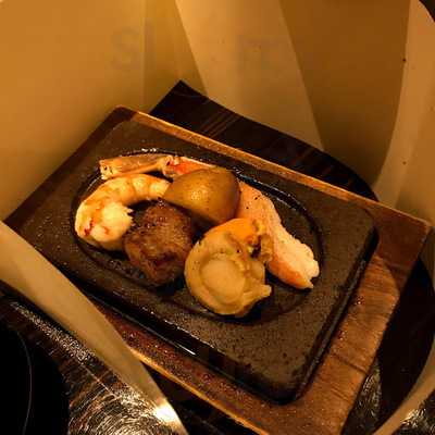 8 Owls Japanese Dining Bar