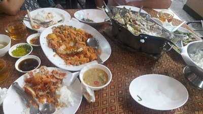 Somboondee Seafood Restaurant