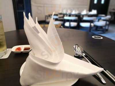 Wah Lok Cantonese Restaurant