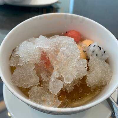 Wah Lok Cantonese Restaurant