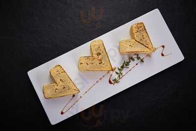 Kobore Sushi Bar & Sake