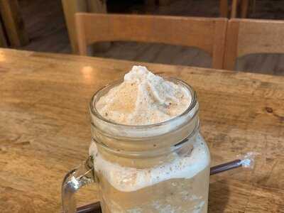 ยิ้มสู้คาเฟ่