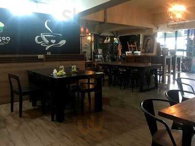 ยิ้มสู้คาเฟ่