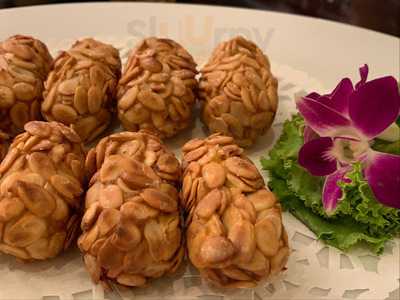 ภัตตาคารอาหารจีน ไต่เซ้ง