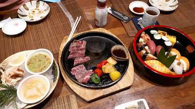 ร้านอาหารญี่ปุ่น อิซากาย่าชิเรโทโกะมิซากิ