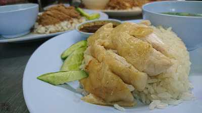 ข้าวมันไก่ตอนเจ๊วา