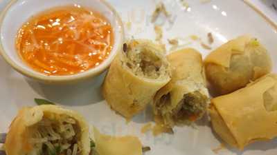 อีสานชาชาช่า(เดิม แอนนาคาเฟ่)