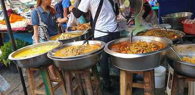 ขนมจีนเจ๊แอ๋ว