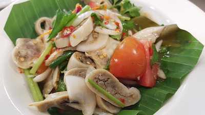 เฮือนแม่วรณ์