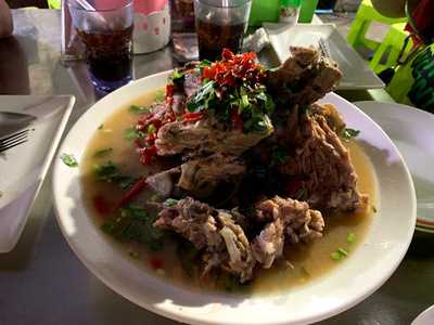 เล้งแซ่บอร่อยสุดห้วยขวาง